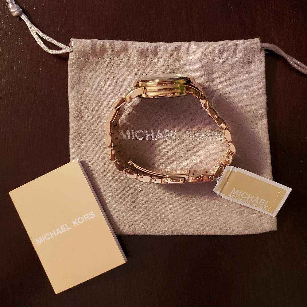 SOLD! NWT MICHAEL KORS Stainless Steel Watch - Picture 5 of 8